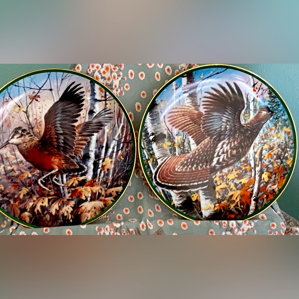 *SALE- PAIR of 9” numberedHamilton Collection Pheasant Plates, Beautiful!